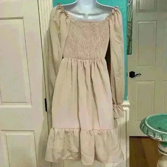 Your New Fave Off Shoulder Dress - Picture 3 of 3